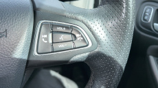 Ford Focus 1.0 EcoBoost 140 ST-Line Navigation 5dr Petrol Hatchback